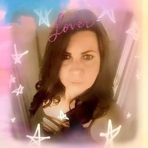 Meet your Posher, Iris